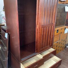 ★来店限定★　民芸家具　ワードローブ　洋箪笥　チェスト収納付き　大型家具　レトロの画像