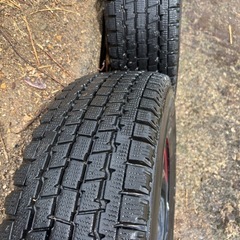 ハイエース、キャラバン用　タイヤ&ホイール　195/80R15
の画像