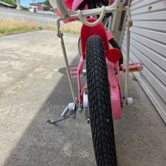 子供用自転車の画像