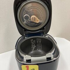 J5507【リユースのサカイ柏店】 TOSHIBA　トウシバ　5.5合炊き圧力IH炊飯ジャー　RC-10VXN　2020年製　クリーニング済み　参考価格71,280円の画像