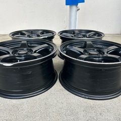 一旦投稿中止します。ジャンク15インチホイール４本の画像