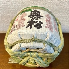 ミニ菰被り酒樽(インテリア置物、飾り用)の画像