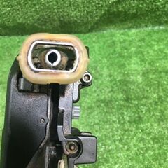 マキタ AR411HR 高圧エアビス打ち機【市川行徳店】【店頭取引限定】【中古】管理番号：IT3AVHC2Y21Cの画像