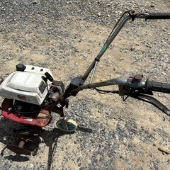 ホンダこまめＦ２１０　移動車輪付き　最大2.4馬力 管理機 耕運...