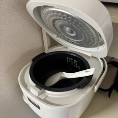 SHARP　炊飯器　3合の画像
