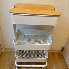 IKEA ワゴンの画像