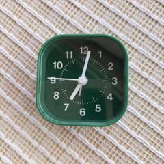 【ミニクロック　SQUARE　スタンド付き　ダイソー300円商品】保管品の画像