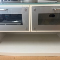 テレビボードの画像