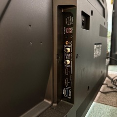 【ジャングルジャングル貝塚店】　テレビ　TV TCL 43C645 2023 43インチ　高画質　きれい　オシャレ　かわいい　貝塚　二色浜　クリーニング済み　ネトフリ　アマプラ　TVer YouTube ユーチューブ　地上波高年式　Hulu ABEMA FOD アプリ　多機能　4K スマートテレビクリア　鮮明　録画　U-NEXT チャンネル　リモコン付き　家電　音声　音声入力　スマート　部屋　家　の画像