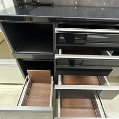 【ジャングルジャングル滋賀草津店】食器棚　パモウナ　ブラック　　J-250766の画像