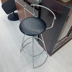 店頭引き渡し 中古 パブリック株式会社 カウンターチェア レザー イス 家具の画像