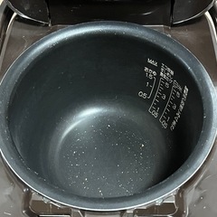5号炊き　炊飯器の画像