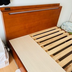 【激安】ダブルベッド マットレス付きの画像