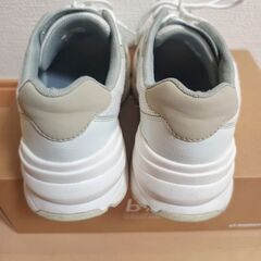 【最終値下げ】MoonStar B/M アスキャ  白 厚底 25cmの画像
