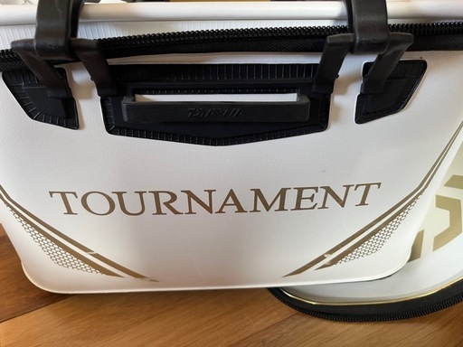 礒バッカンセット＋フカセ釣り用のウキ