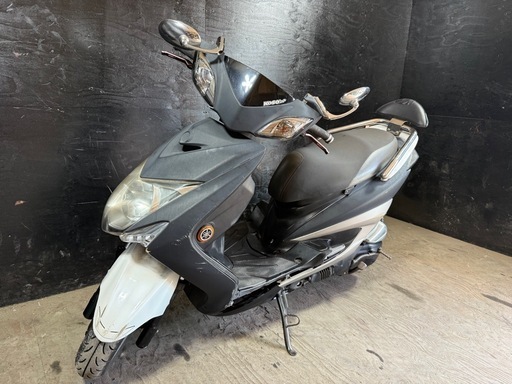 ★支払総額9.8万円★激安バイク続々入荷中！ お気軽にご連絡ください！！ ヤマハ シグナス3型 黒 SE44J 人気のシグナス！ 社外マフラー！ タンデムバー！ 4スト！国内3型キック付き！