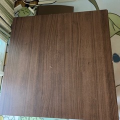 こたつテーブルの画像