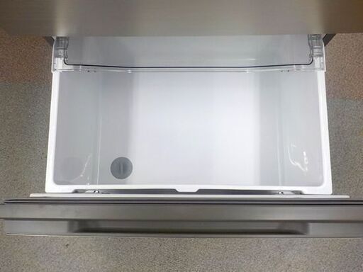 西岡店 高年式 冷蔵庫 262L 3ドア AQR-26R アクア 2025年製 AQUA ブライトシャンパン 右開き 200Lクラス