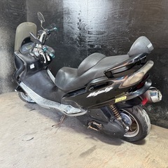 ★支払総額5.0万円★関東圏内即日配送可能です！ 全車走行テスト済み！ ヤマハ マジェスティ125FI 黒 人気のマジェスティ125！ 車格大きい125cc！ 4ストインジェクション！ アルミステップ！ 社外ハンドル！　の画像