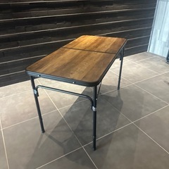 折りたたみテーブル×2  ¥3,000神奈川の画像