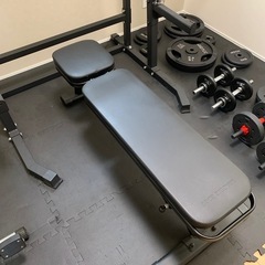 宅トレ　筋トレ器具【ハーフラック、ベンチ台、バーベルセット、ダンベル、自転車、マット】の画像