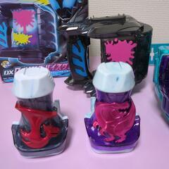 仮面ライダーリバイスベルトの画像