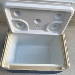 Coleman クーラーボックス ネイビーの画像