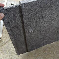 [多少欠けあり]爬虫類用立体バックボード[90×45×45]の画像