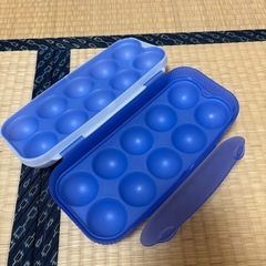 タッパウエア　卵入れの画像