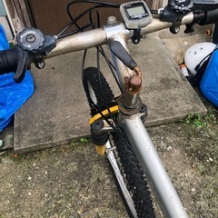 今週の金曜日までの投稿26インチカタヤマ製マウンテンバイク26インチクロスバイクフレームパーツ色々おまけ付きの画像