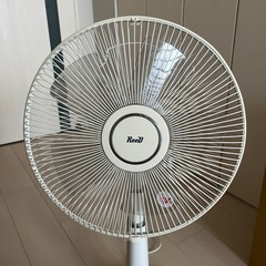 白色　扇風機の画像