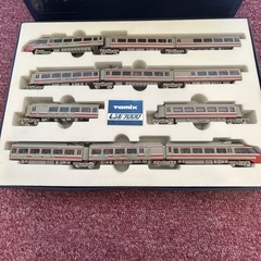 Ⓜ️商品 【土日対応】ジャンク品　TOMY(Tomix) 鉄道車輌B ook型　小田急線　7,000形　ロマンスカー　ミニプラ　N-SCAlE 現状渡し　　07-19-07 の画像