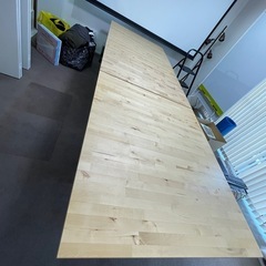 木製テーブル
の画像