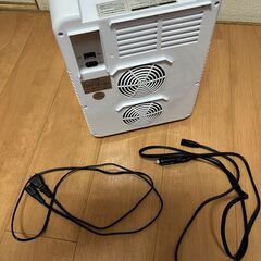 小型 冷温庫 10L EENOUR（電源: コンセント・シガーソケット）の画像