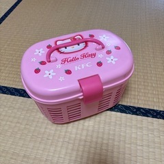キティちゃん　大きなお弁当箱&ケース　の画像