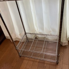 スチール棚の画像
