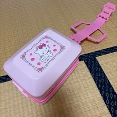 キティちゃん　大きめのお弁当箱　の画像