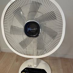 ユーイング U-ING リビング扇風機 DCモーター リモコン付 パールホワイトの画像