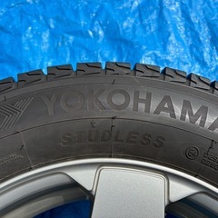 ⭐️在庫処分セール⭐️ ジムニー スタッドレスタイヤ 175/80R16 91Q YOKOHAMA iceGUARD G075 2019年製の画像