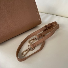 【差し上げます】BEAUTY&YOUTH ハンドバックの画像