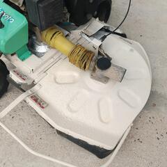 クボタ　ウィングモアー自走式草刈機 畦あぜ 畦畔 GC702RD 最大7馬力の画像