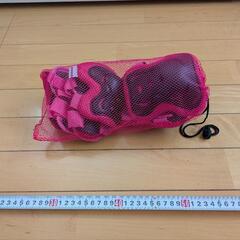 子供用プロテクター 肘膝手首 試着のみの画像