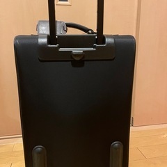 PROGRES スーツケースの画像