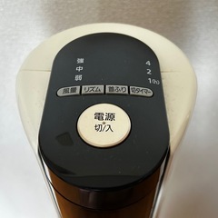 タワー型扇風機の画像