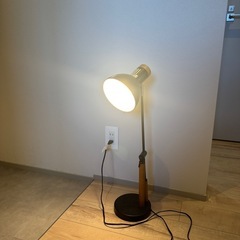 IKEA、ニトリ　間接照明の画像