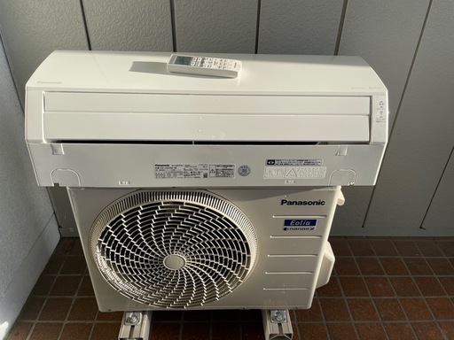 Panasonicエアコン CS—J223D-W 2023年製 おもに6畳用