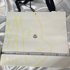 空箱　ショッパー　サルバトーレフェラガモ　ルイヴィトン　モンクレールの画像
