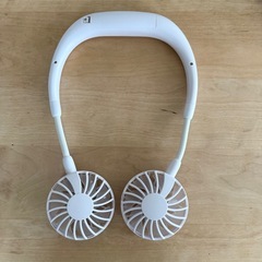 首掛け扇風機　ネックファンの画像