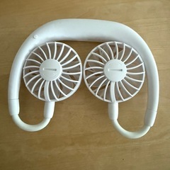 首掛け扇風機　ネックファンの画像