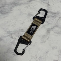 【30％OFF・美品】ノースフェイス キーキーパー（ベージュ）の画像
